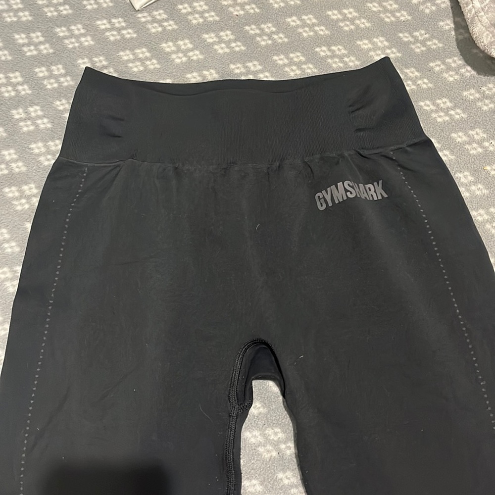 Gym shark leggings, Black